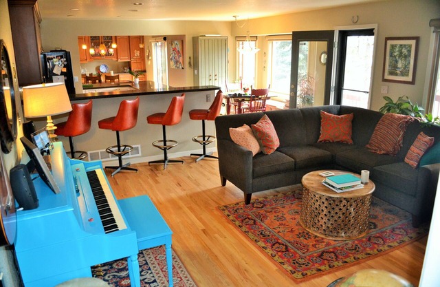 Lovely, spacious, sunny happy family-friendly home - great central location