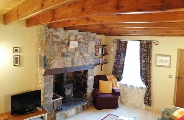 Lovely Stone Village cottage in Snowdonia