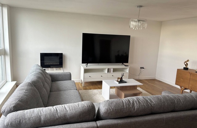 Lovely three bedroom apartment located in a private development.