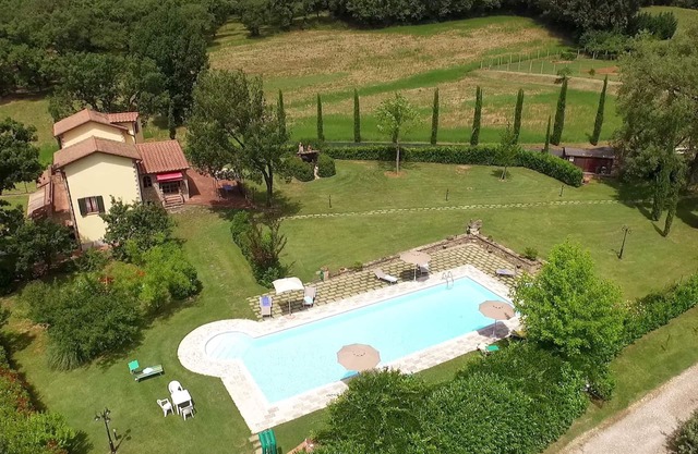 Villa vacances en Toscane avec piscine, 7 chambres/ bain, jardin, cuisine, A.C.