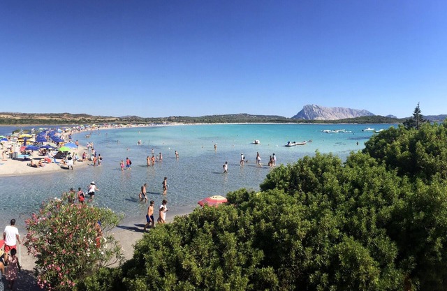 Belle villa avec vue imprenable sur le parc marin des îles Tavolara et Molara.