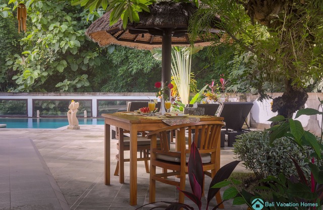 Lovina villa de luxe de la piscine dans un endroit magnifique!