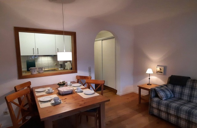 Appartement meublé avec amour au milieu de Steibis. 800 m des remontées mécaniques et du golf