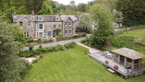 Low House