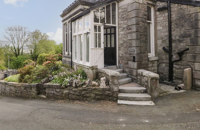 Low Lodge, GRANGE-OVER-SANDS