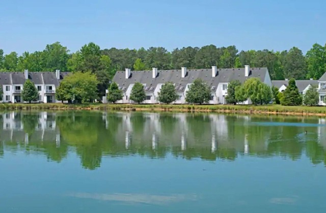 Low Rates for The Historic Powhatan Resort