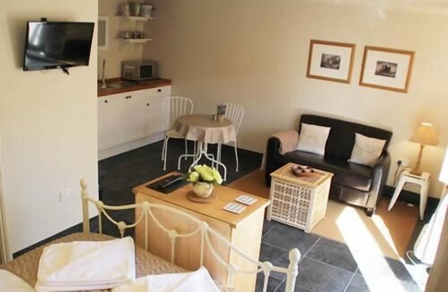 Double-Salle de bain et douche-Lower Cottage