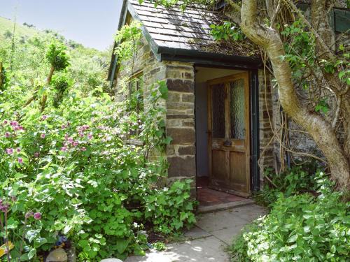 Lower Goytre Farmhouse