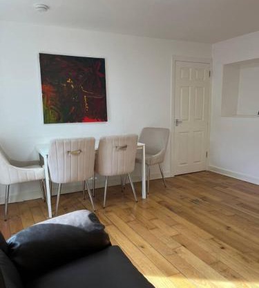 Lower Mill Apartment