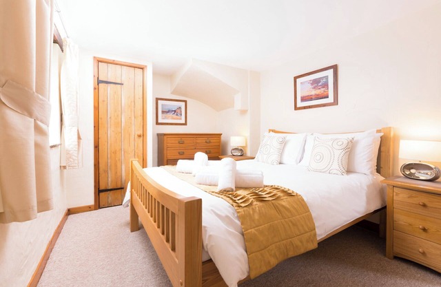 Lower Mill - Former Watermill stylish cottage @The Home Away South