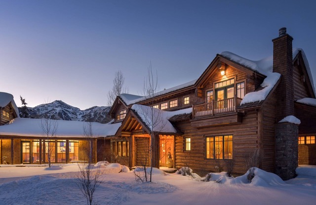 LPJH | Rendezvous Lodge | The Perfect Private Oasis Just Minutes from the Slopes