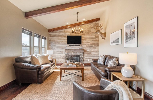 Lucky Bill by AvantStay | Lake Views, 15mins to Park City Mtn.