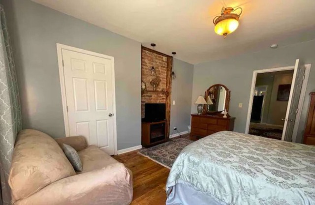 Ludlow bungalow, 5 minutes to cincy, 15 to cvg