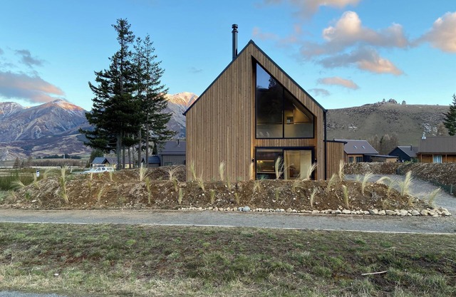 Luge Loop Cabin