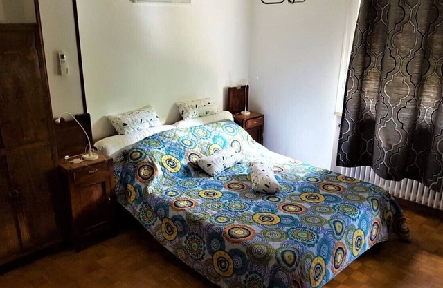 LUGO CENTRE-MERVEILLEUX 60M2 AVEC UNE GRANDE CHAMBRE À COUCHER: RÉNOVÉ, ENSOLEILLÉ