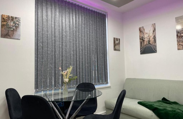 Luis apartments in Leeds