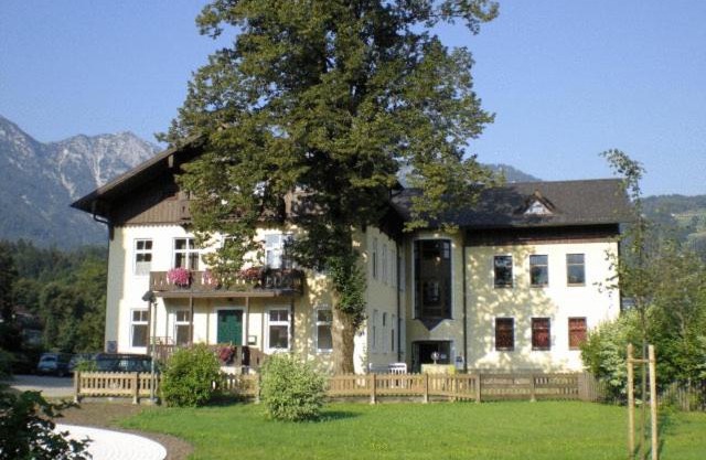 Luise Wehrenfennig & Haus EvA