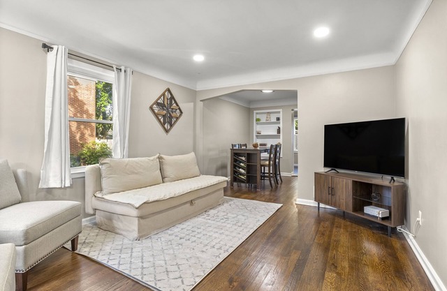 Lulus Place: Modern Farmhouse minutes from downtown