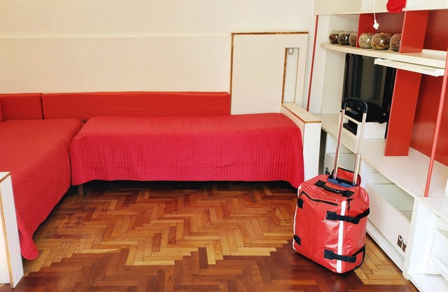 Maison lumineuse avec deux patios et une chambre près de la place Paso