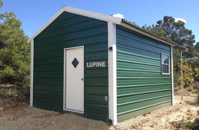 Lupine Cabin, Glamour Camping, Stunning Skies and Sunrise Views