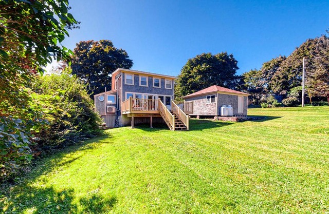 Lupine Cottage