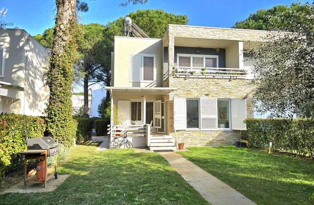 Lura 2 Holiday Homes 127