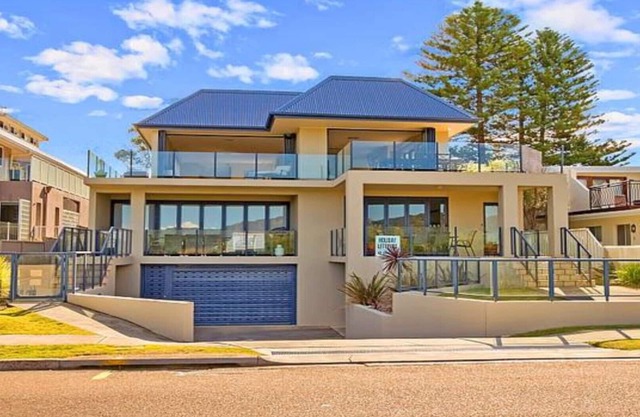 LURO 2 - WATERFRONT LUXURY
