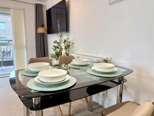 Lux 2 Bed Catford Bridge Station