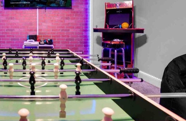 Lux Entertainment Home-TheAlpha