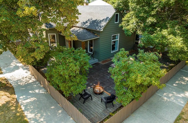 Lux North End Gem w/ Gourmet Kitchen and Spa-Inspired Master Bathroom | 10 min Walk to Hyde Park