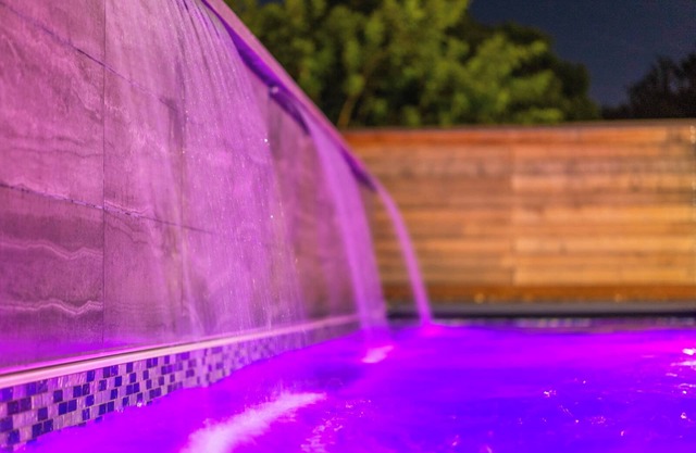 BEST SD Luxury Villa: Heated Pool, Sauna, Gym, & Guest Suit