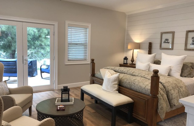 Marchez jusqu'aux vignobles! Suite d'hôtes romantique et privée au cœur de Wine Country