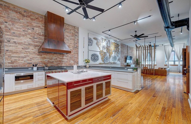 Luxe 220, Unit 7 - Entire Penthouse Property (sleeps 20)