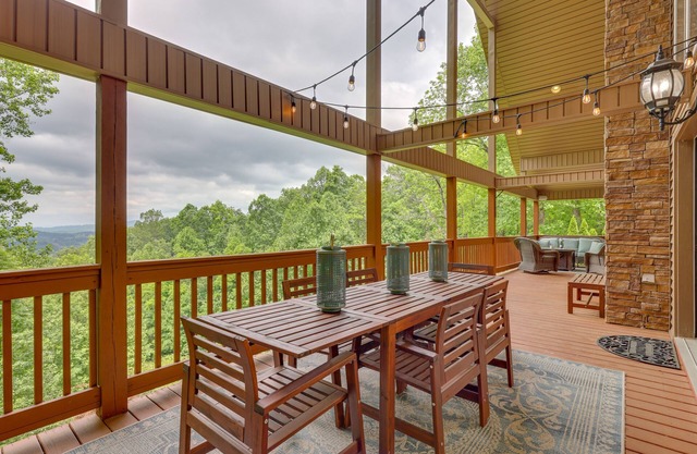 Luxe Blairsville Cabin w/ Game Room, Near Hikes
