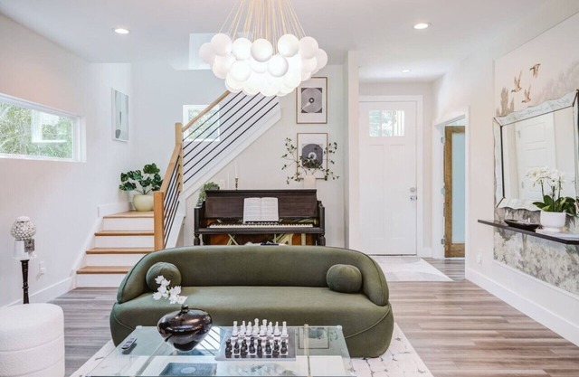 Luxe Home 4 Mins to Duke, DPAC, Downtown Durham | King Beds, Pool, Fire Pit, BBQ, Pet OK