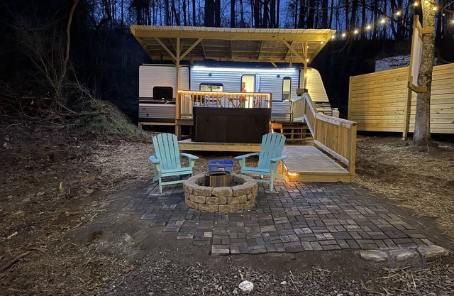 Luxe Mountain Camping with Theater, Hot Tub, Fire Pit & Hiking Trails