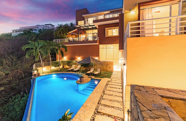 Luxury Oceanfront Estate | 4 suites avec vue sur l'océan | Piscine privée