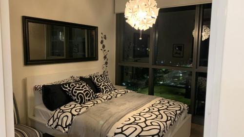 Luxe Park - 2B2B - 2min to Metroline 20min to CBD