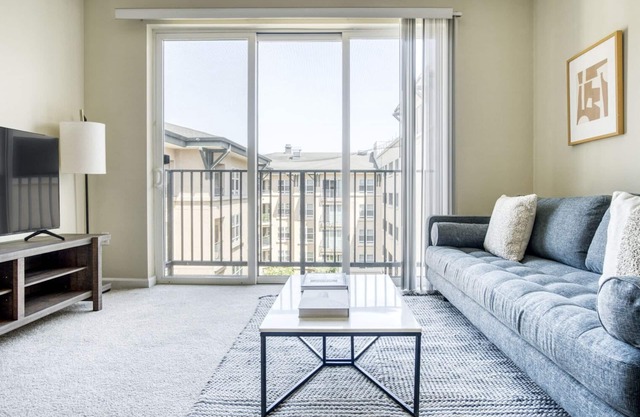 Luxe San Bruno 2BR w/ Pool, Gym, W/D, near trains + shops, by Blueground