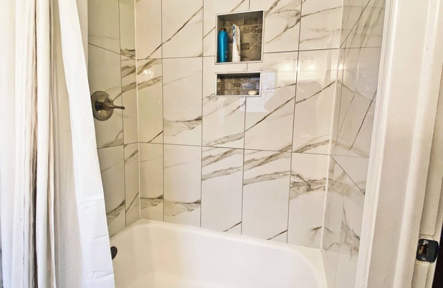 Luxe Urban Retreat in Raleigh’s Glenwood South, a Premier Entertainment District