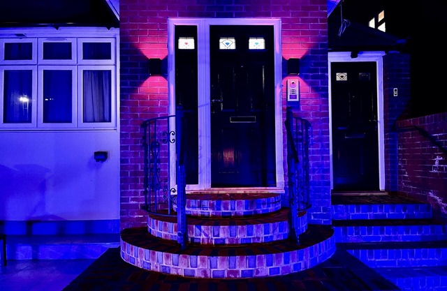 Luxurious Villa with 6 En-suite Bedrooms in West London - Wembley Stadium 5KM