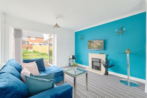 Luxehome-3BR-7guest-Freeparking-garden