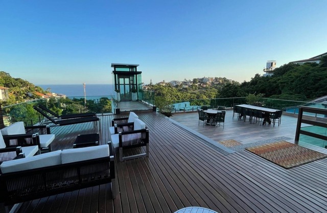 LUXOBRASIL #RJ752 Mansion Le Joux 04 Suites and 02 Rooms Joá Seasonal Rent