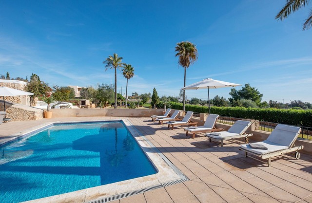 Luxueuse villa "Can Mariano" avec piscine, grand jardin, climatisation et Wi-Fi