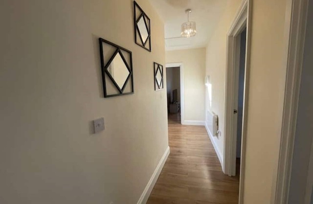Luxurious 1 bedroom flat with free parking