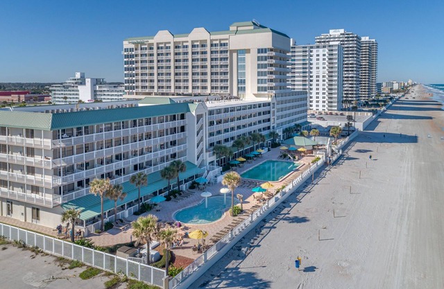 Suite luxueuse d'une chambre dans le centre de villégiature et de congrès de Daytona Beach