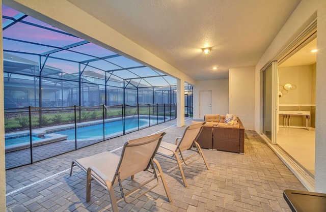 Luxurious 10-Bed Family Haven w/ Private Pool, Game Room at Windsor Island Resort