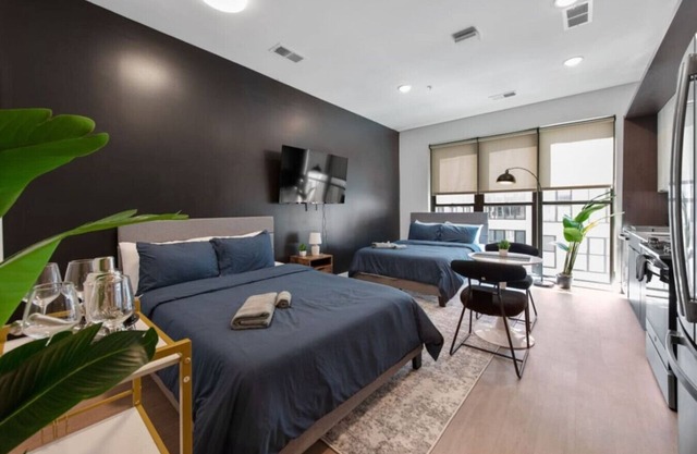 Luxurious 2 Bed Suite—in OTR Cincinnati!