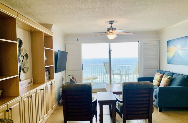 Luxueux Condo 2BD / 2BA Direct sur la plage pour 6 personnes, Ormond Beach / Dayton