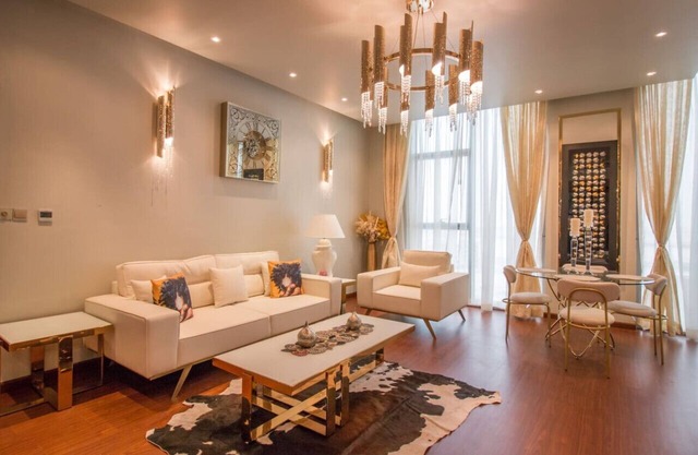 Luxurious 2BR | Fully Upgraded | High-end facilities